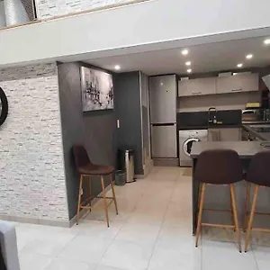 https://paisible-loft-a-perignat.hotels-rhonealpes.com